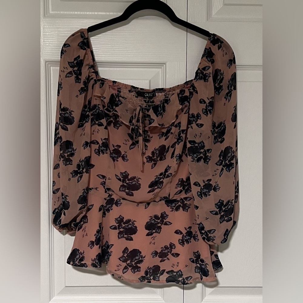 Quiz Semi Sheer 3/4 Sleeved Floral Peasant Top